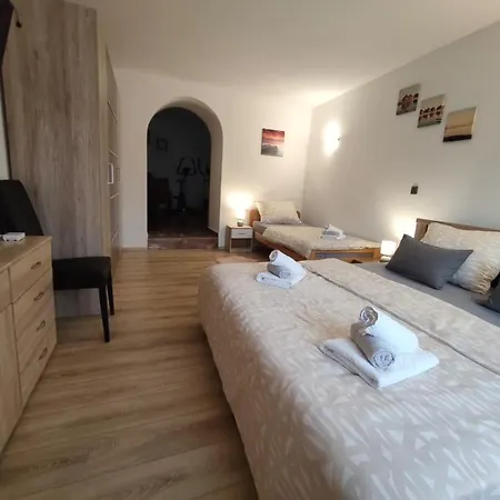 Kresic * Križišće