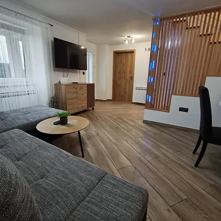 Kresic Nyaraló Križišće